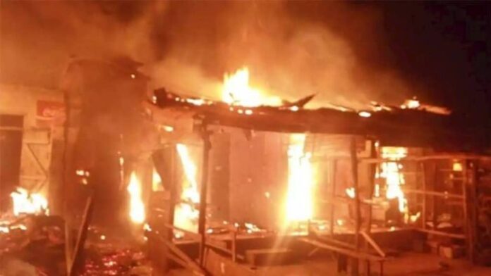 breaking-fire-guts-the-lagos