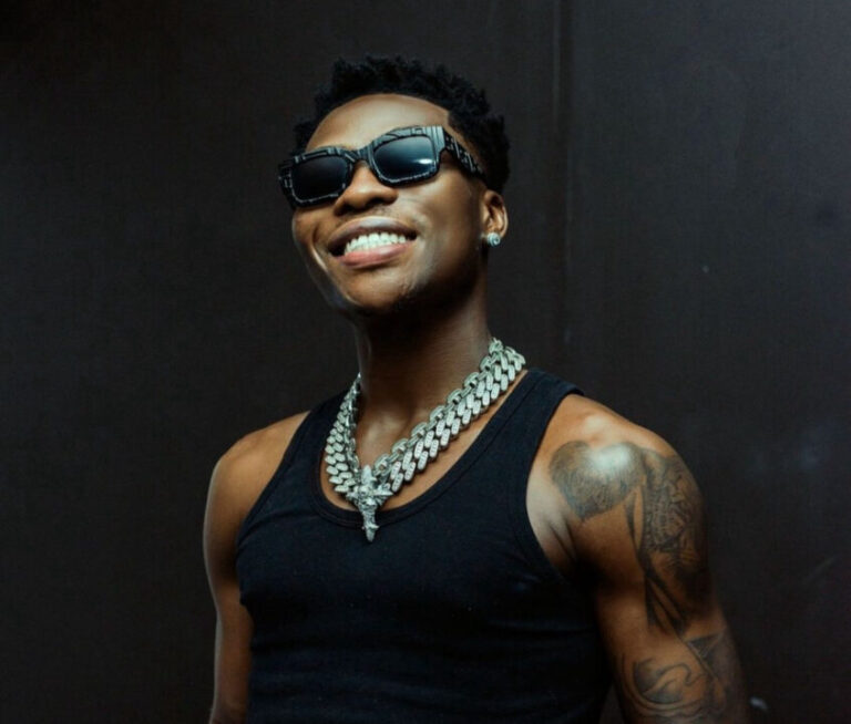 Congratulations to Reekado Banks as he welcomes first child